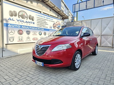 Lancia Ypsilon 1.2 69 CV 5 porte Silver (2)