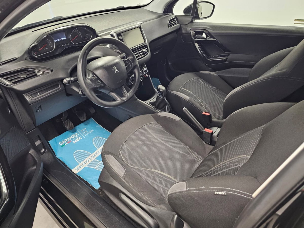 Peugeot 208 VTi 68 CV 3 porte Active (11)