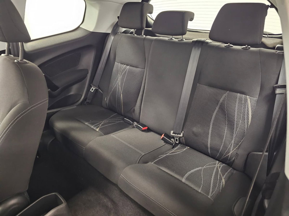 Peugeot 208 VTi 68 CV 3 porte Active (12)