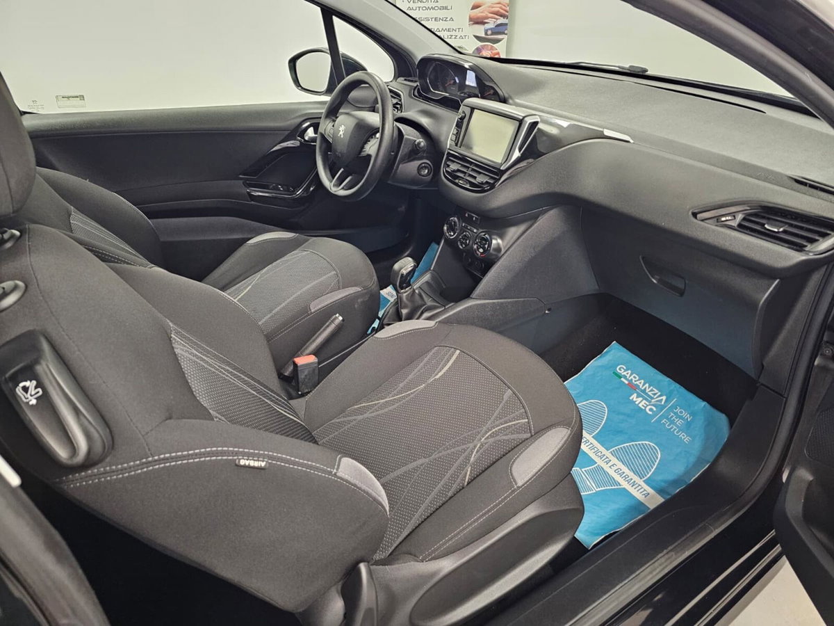 Peugeot 208 VTi 68 CV 3 porte Active (14)