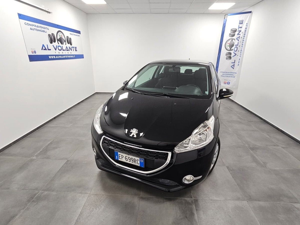 Peugeot 208 VTi 68 CV 3 porte Active (2)