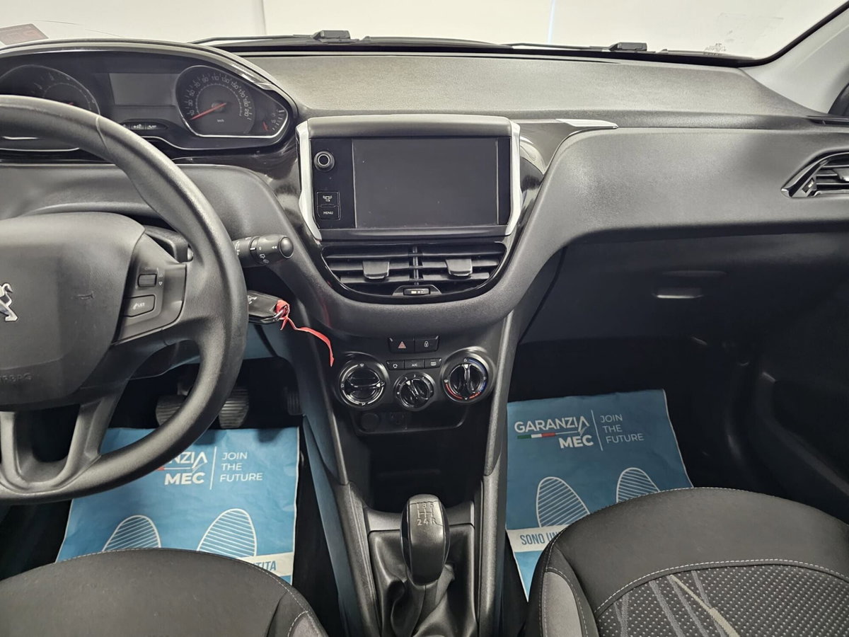Peugeot 208 VTi 95 CV 5p. GPL Active (8)
