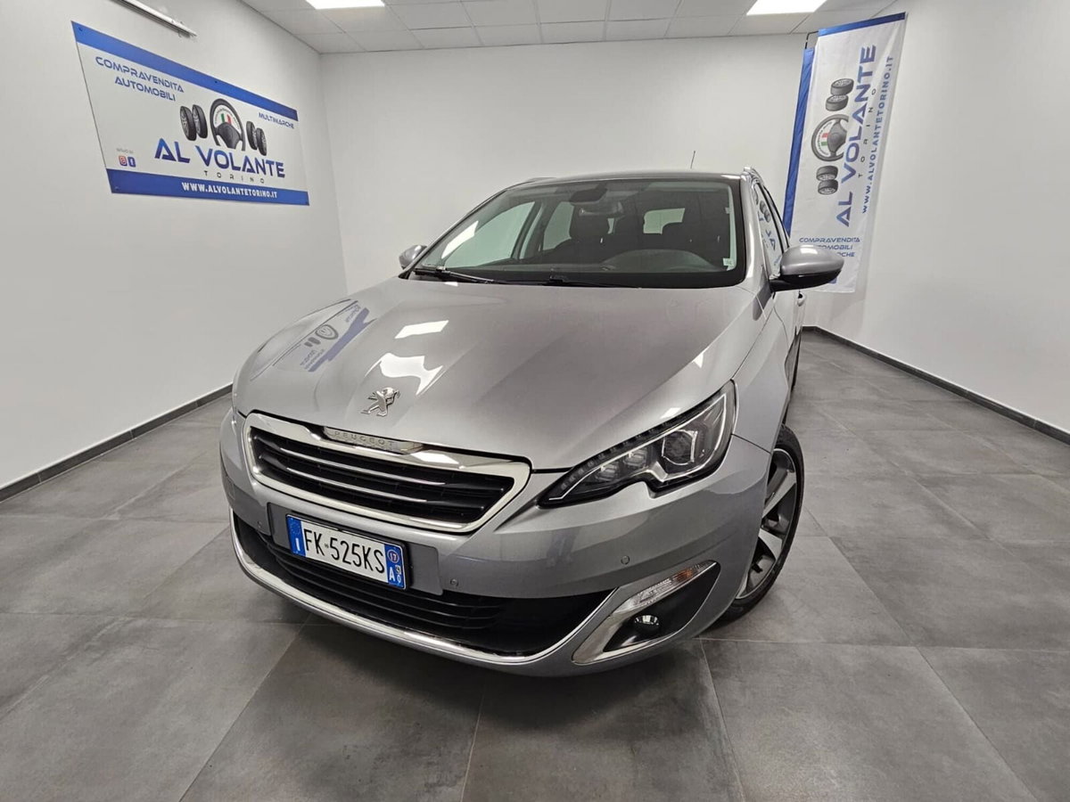 Peugeot 308 SW PureTech Turbo 130 S&S GT Line (2)