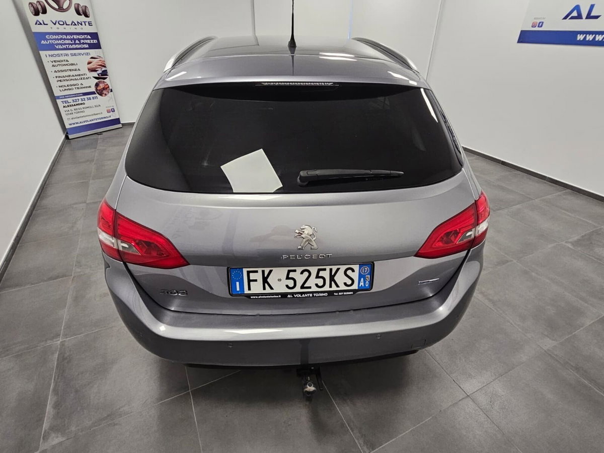 Peugeot 308 SW PureTech Turbo 130 S&S GT Line (20)