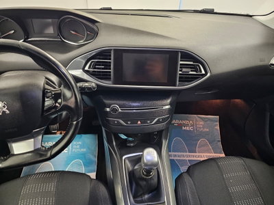Peugeot 308 SW PureTech Turbo 130 S&S GT Line (8)