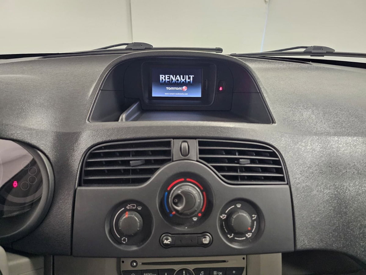 Renault Kangoo 1.6 90CV 5 porteTom Tom (11)
