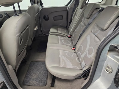 Renault Kangoo 1.6 90CV 5 porteTom Tom (14)