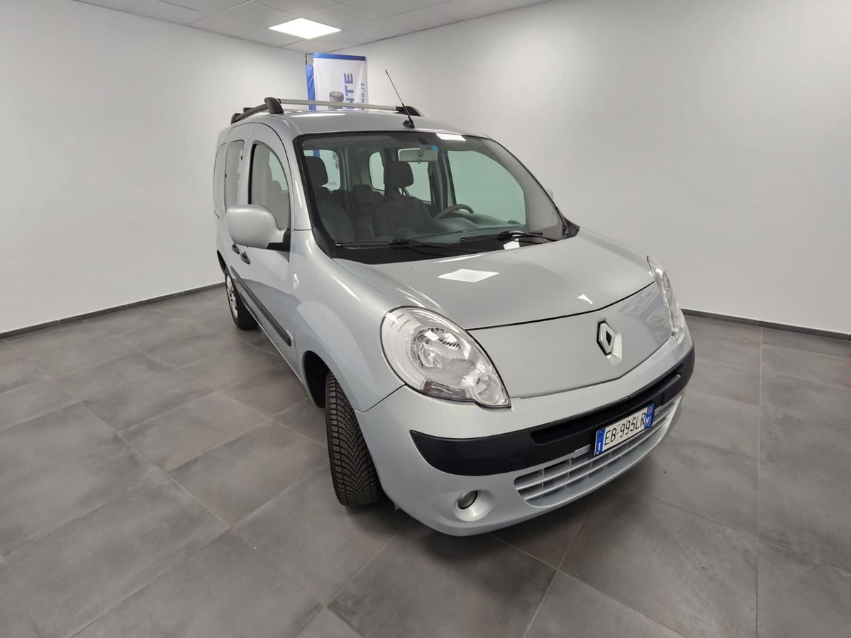 Renault Kangoo 1.6 90CV 5 porteTom Tom (3)