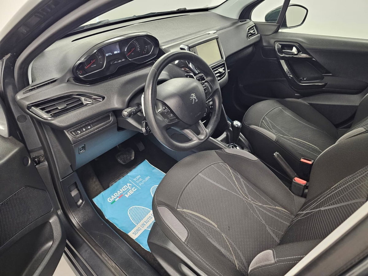 Peugeot 208 VTi 82 CV 5 porte Active (18)
