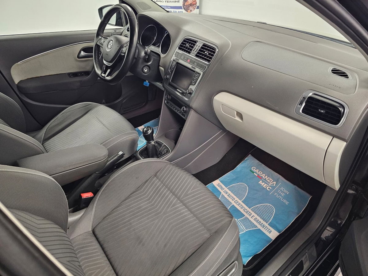 Volkswagen Polo 1.4 TDI 90CV 5p. Fresh BlueMotion Technology (17)