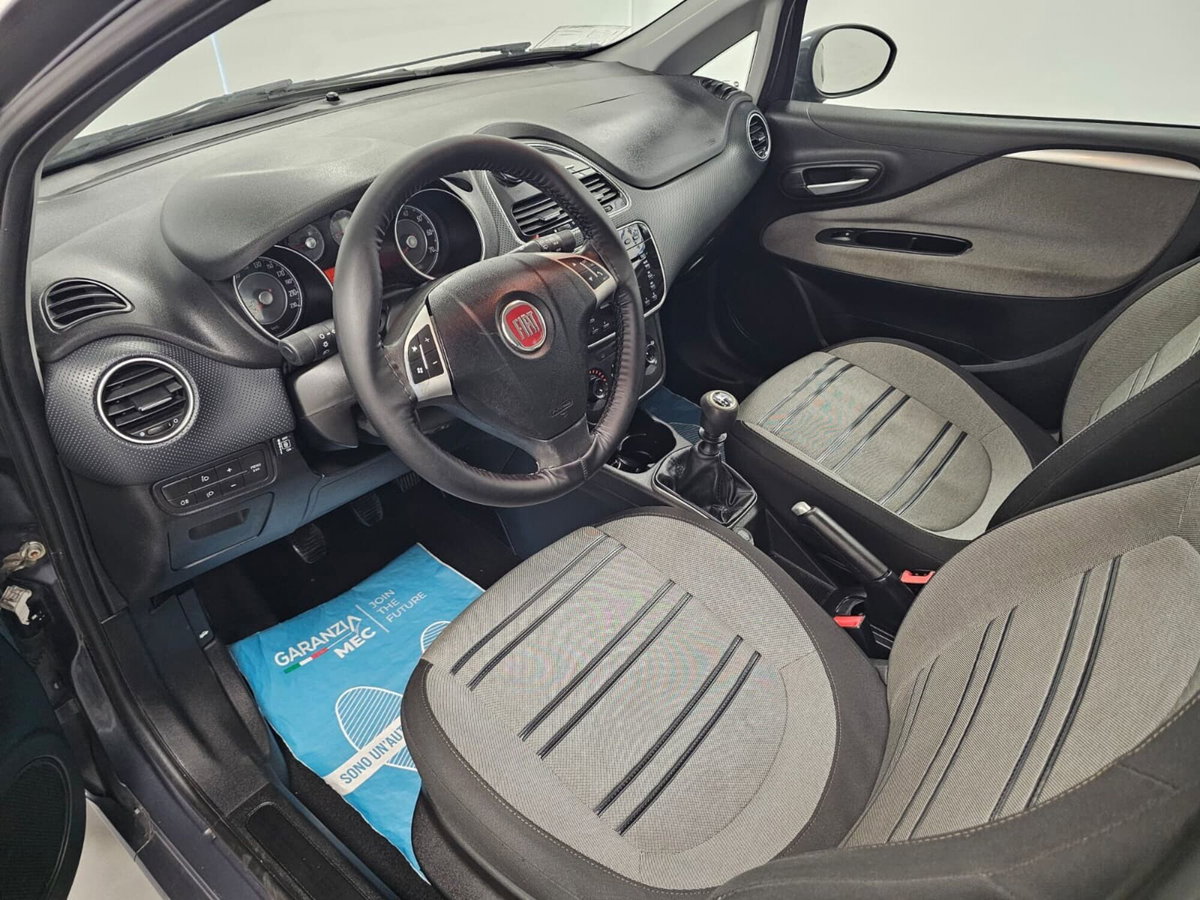 Fiat Punto Evo 1.4 5 porte Dynamic GPL (11)