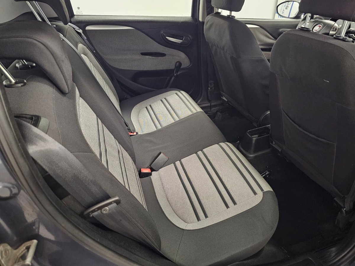 Fiat Punto Evo 1.4 5 porte Dynamic GPL (13)