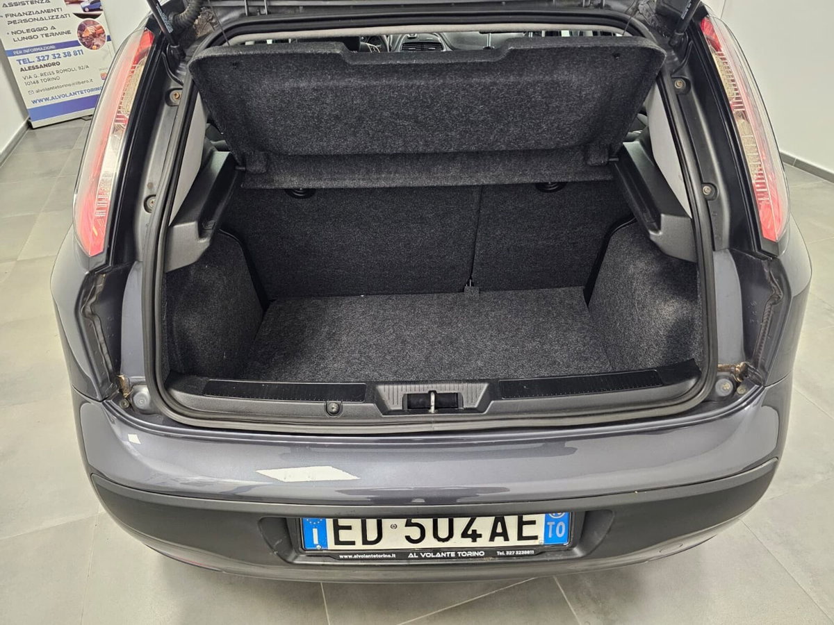 Fiat Punto Evo 1.4 5 porte Dynamic GPL (17)