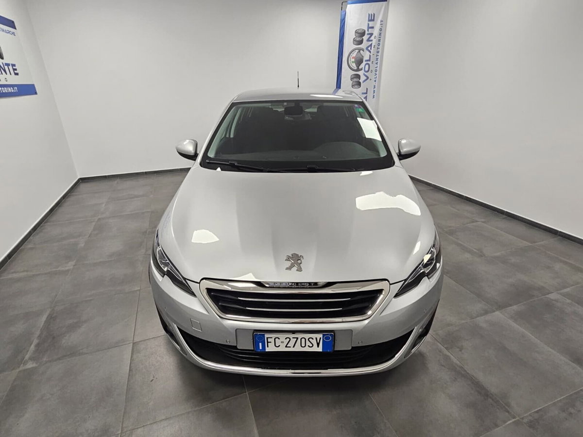 Peugeot 308 PureTech Turbo 130 S&S EAT6 Allure (18)