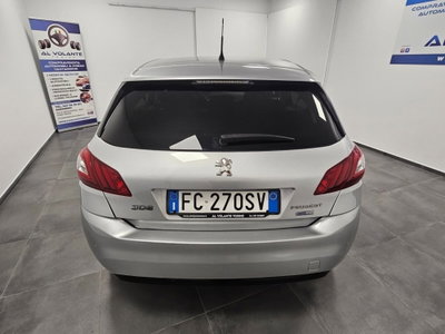 Peugeot 308 PureTech Turbo 130 S&S EAT6 Allure (19)
