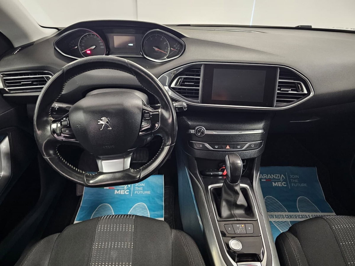 Peugeot 308 PureTech Turbo 130 S&S EAT6 Allure (8)