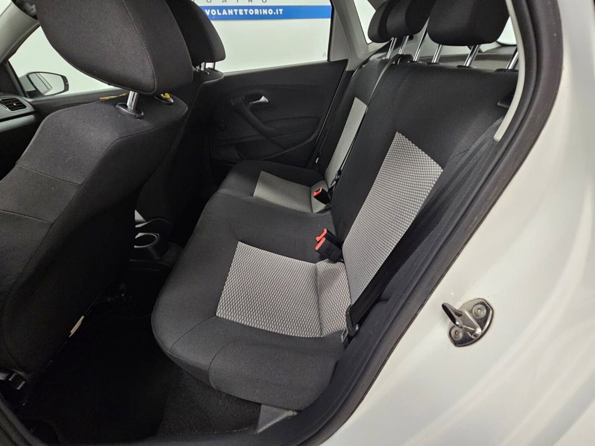Volkswagen Polo 1.2 5 porte Trendline (13)