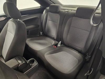 Volkswagen Maggiolino 1.6 TDI Design (12)