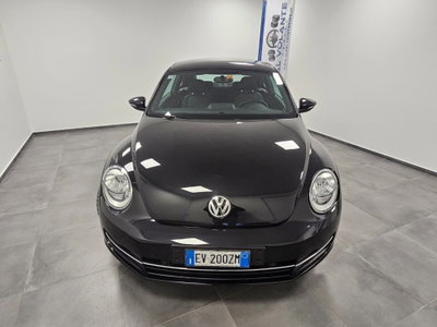 Volkswagen Maggiolino 1.6 TDI Design (15)