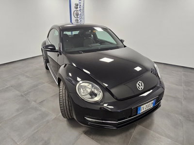Volkswagen Maggiolino 1.6 TDI Design (3)