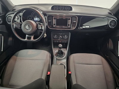 Volkswagen Maggiolino 1.6 TDI Design (6)