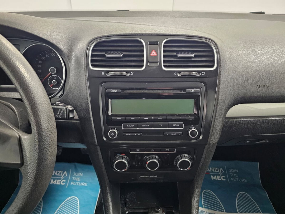 Volkswagen Golf 1.2 TSI 5p. Trendline BlueM. Tech. (9)