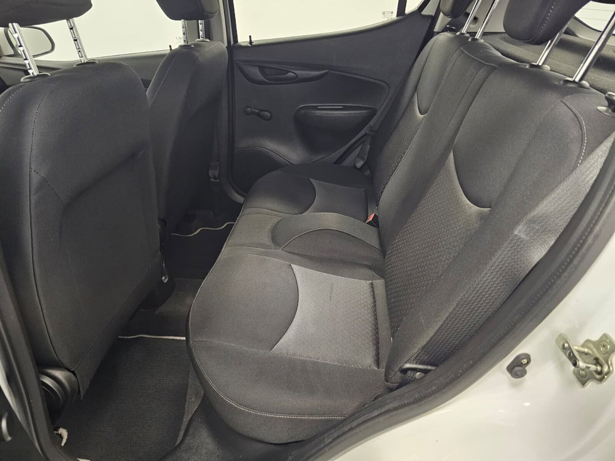 Opel Karl 1.0 75 CV N-Joy (12)