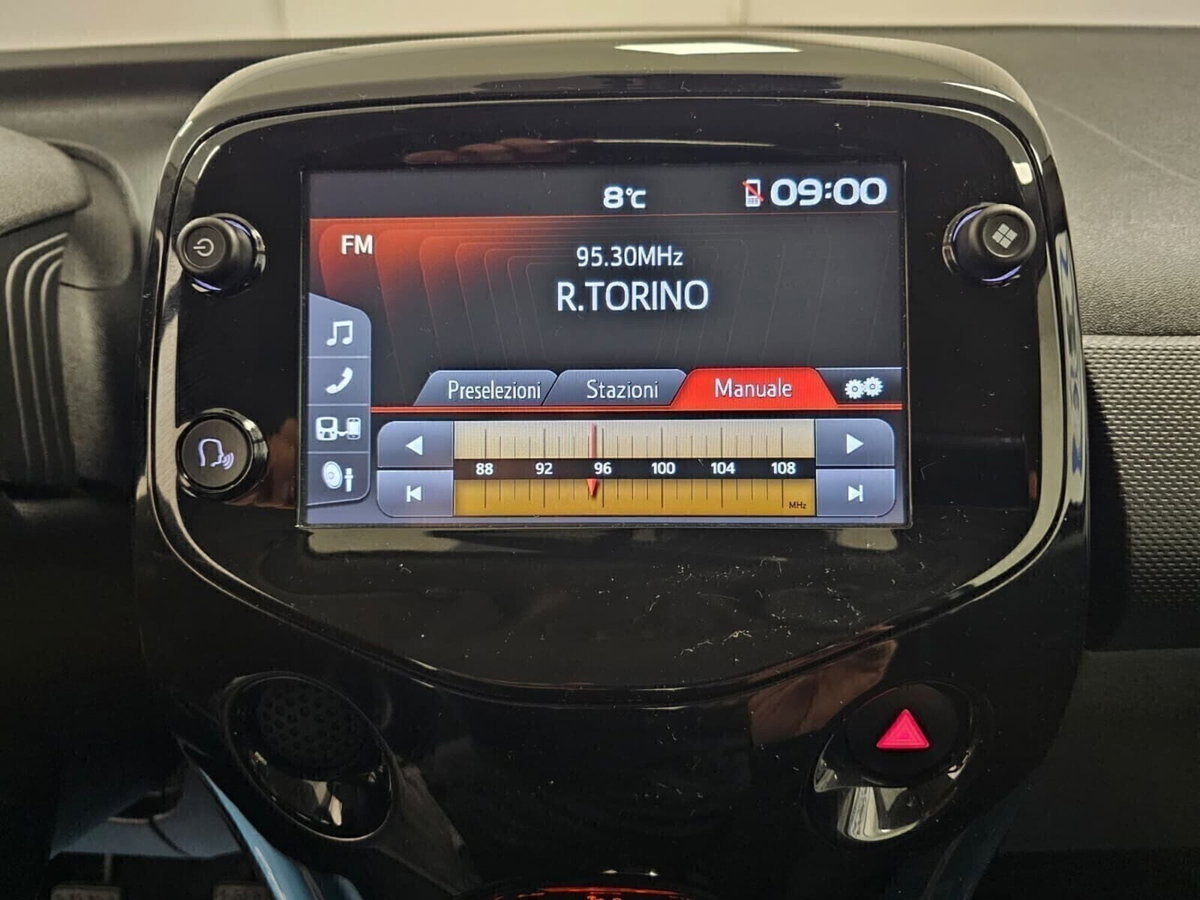 Citroen C1 C1 VTi 72 5 porte Shine (10)