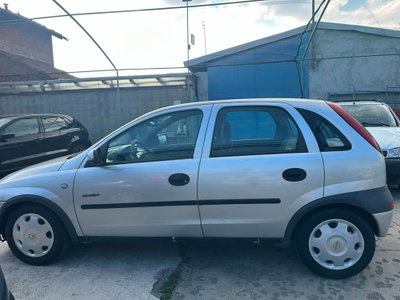 Opel Corsa 1.2i 16V cat 5 porte 'Njoy (13)