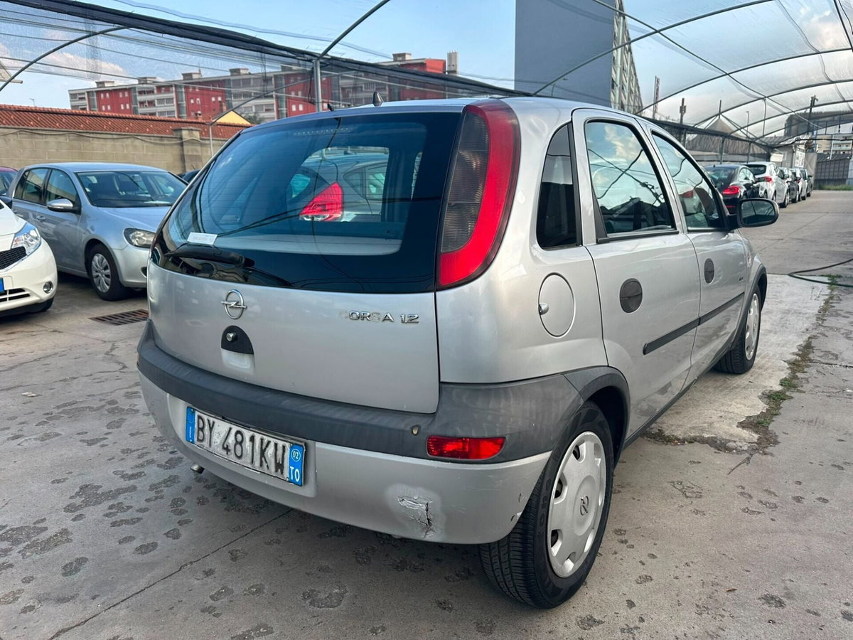 Opel Corsa 1.2i 16V cat 5 porte 'Njoy (8)