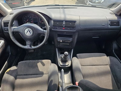 Volkswagen Golf 1.6 5p. Comfortline (5)