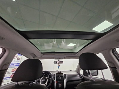 Kia Venga 1.4 CVVT Active (11)