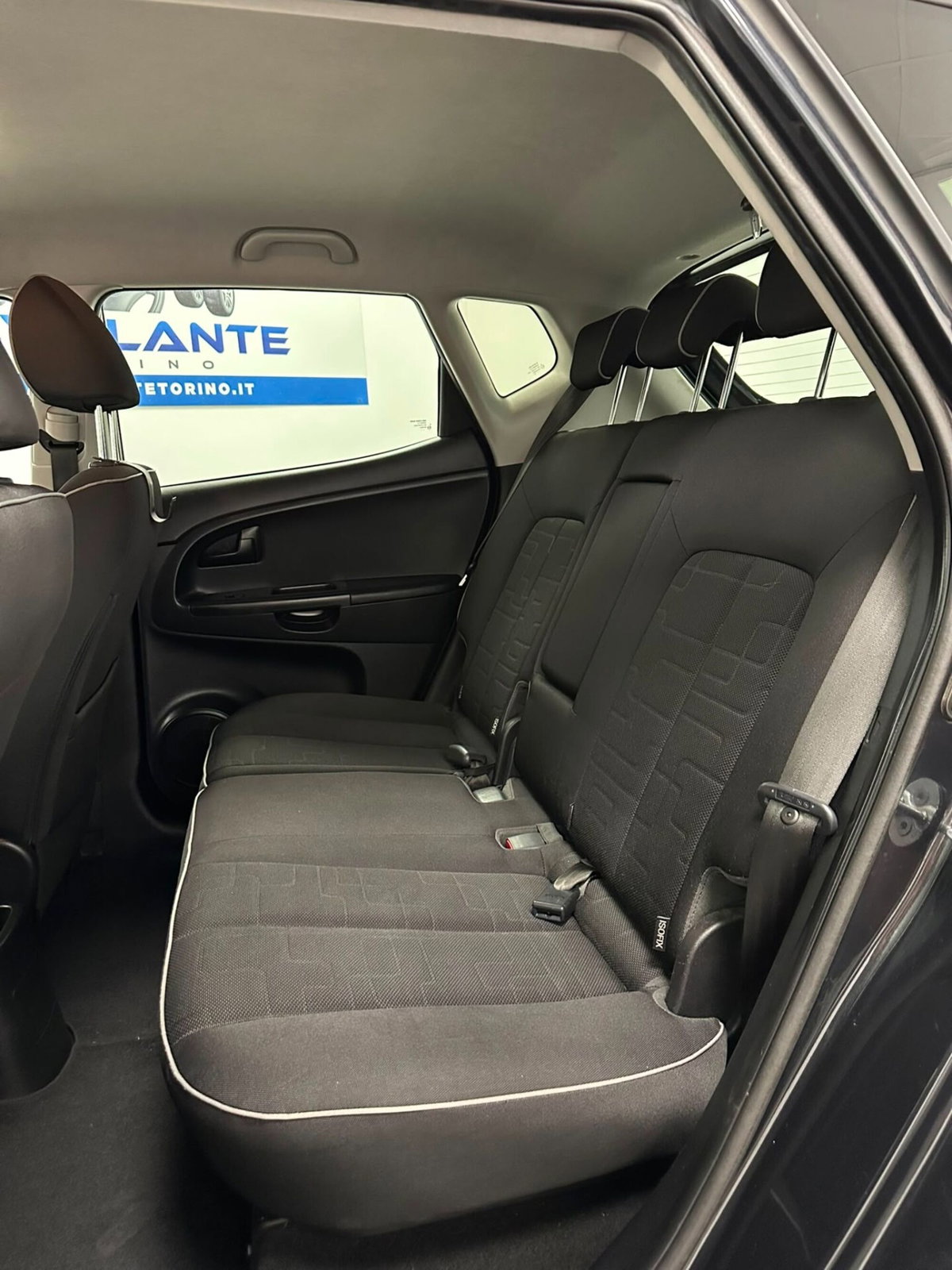 Kia Venga 1.4 CVVT EX ISG (20)