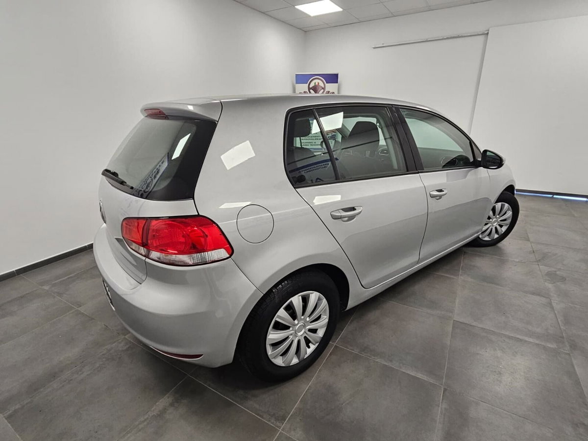 Volkswagen Golf 1.6 5p. Trendline (4)