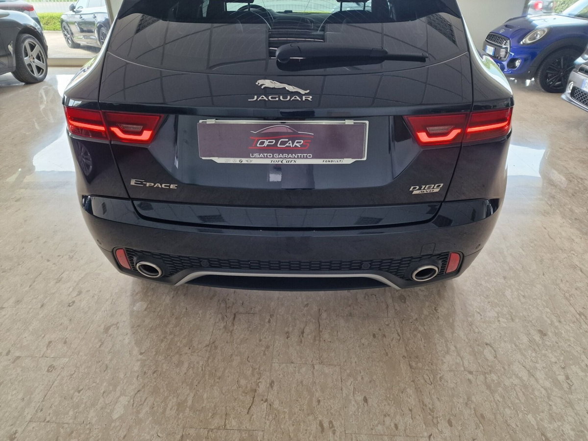 Jaguar E-Pace 2.0D 180 CV AWD aut. R-Dynamic (6)