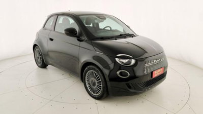Fiat 500e Icon 3+1 42 kWh usata
