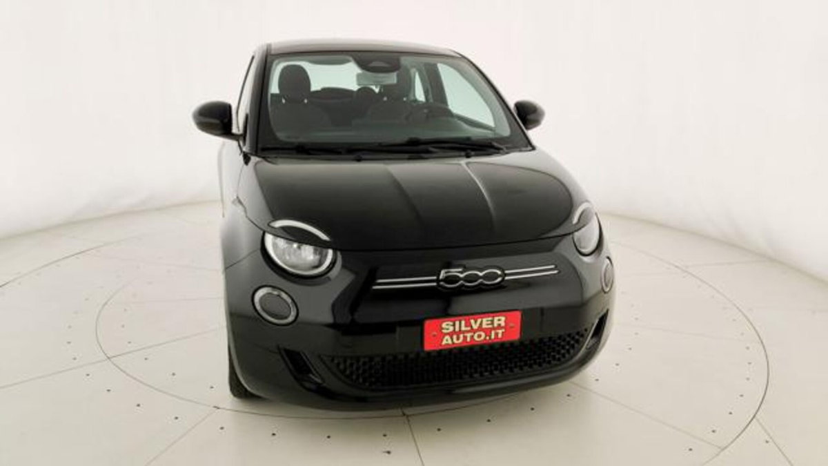Fiat 500e Icon 3+1 42 kWh (15)