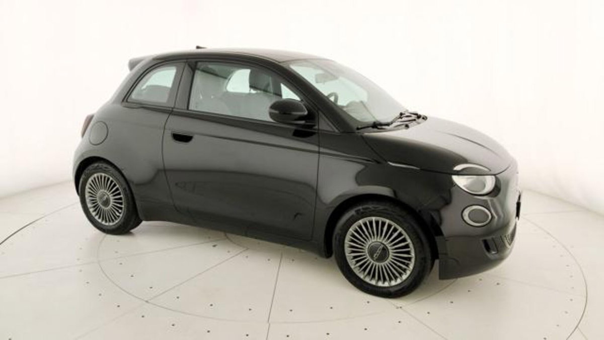 Fiat 500e Icon 3+1 42 kWh (17)