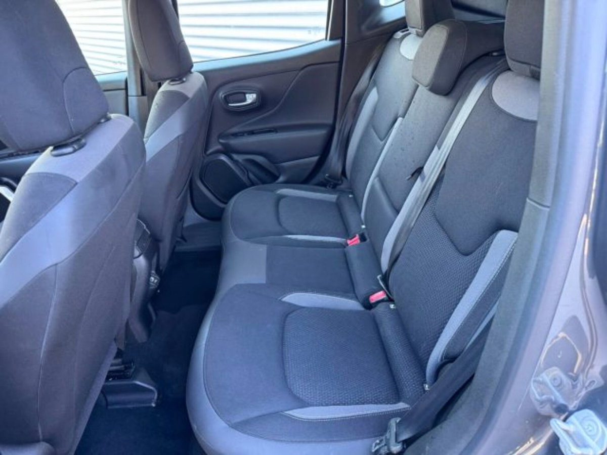 Jeep Renegade 1.6 Mjt 130 CV Limited (19)