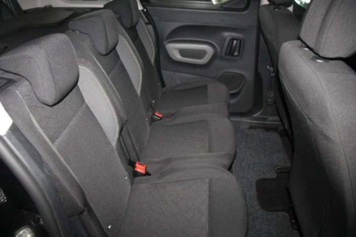 Peugeot Rifter BlueHDi 100 S&S Active Pack Long 7 posti (10)