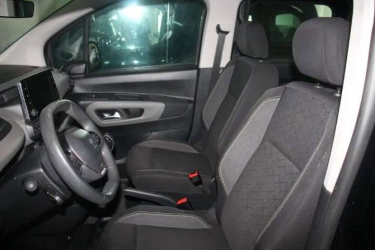Peugeot Rifter BlueHDi 100 S&S Active Pack Long 7 posti (7)