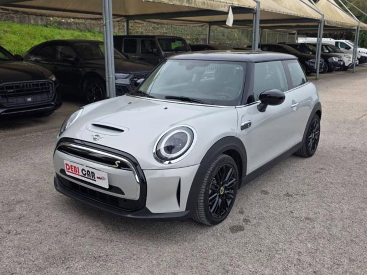 MINI Mini Cooper SE Resolute