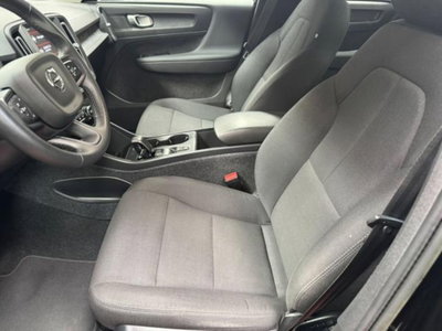 Volvo XC40 T2 automatico Core (10)