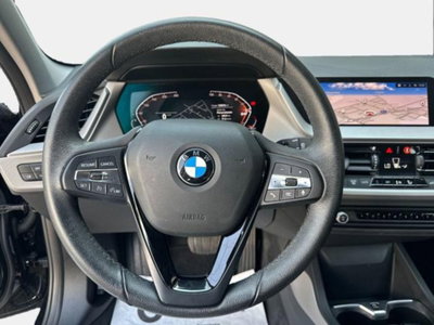 BMW Serie 1 116d 2.0 116CV cat 5 porte Attiva DPF (8)
