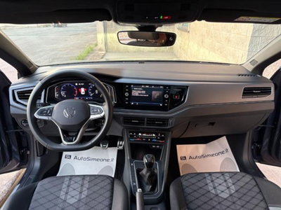 Volkswagen Taigo 1.0 TSI 110 CV R-Line (14)