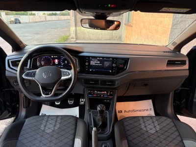 Volkswagen Taigo 1.0 TSI 110 CV R-Line (14)
