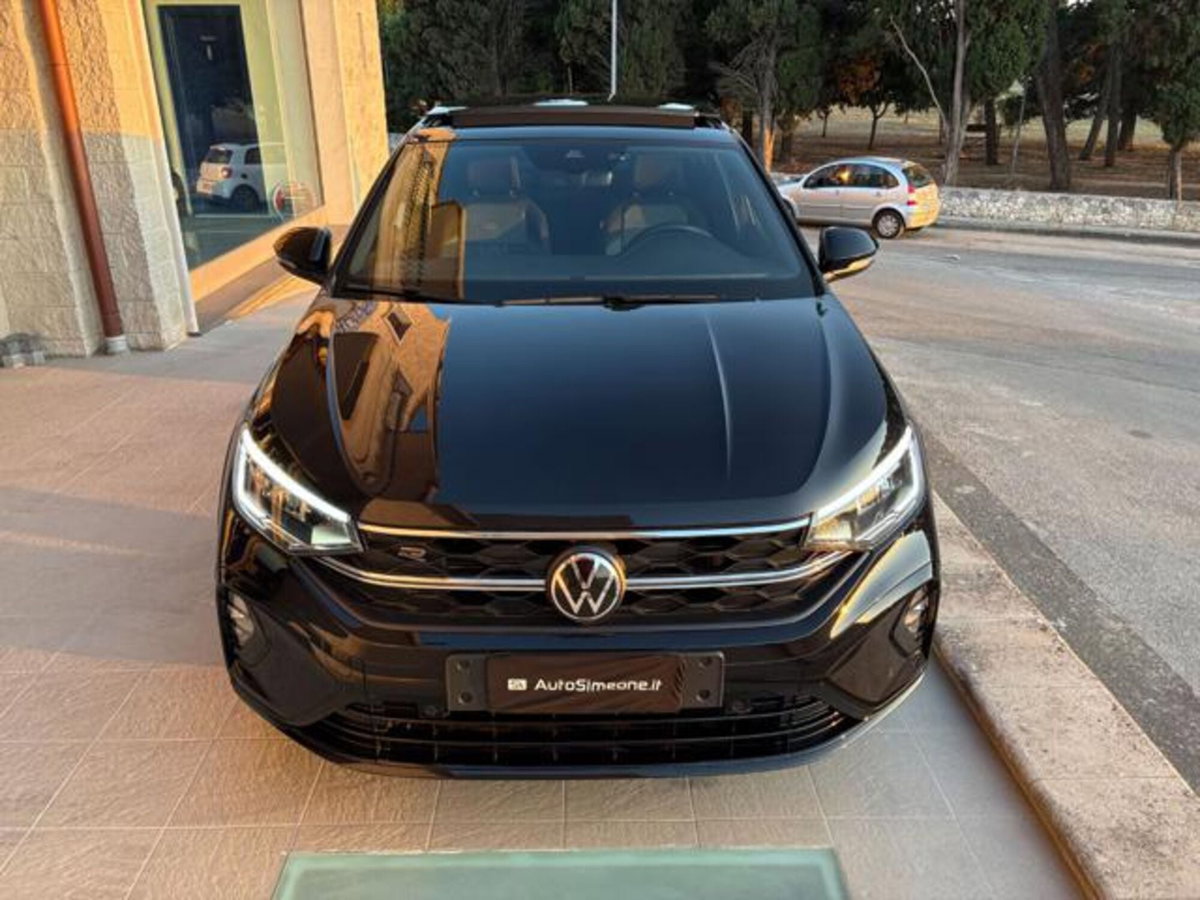 Volkswagen Taigo 1.0 TSI 110 CV R-Line (2)