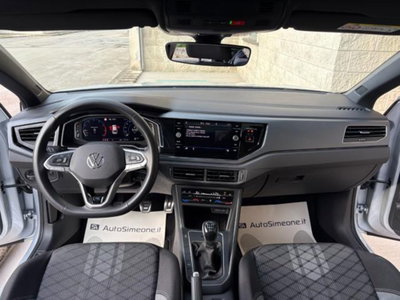 Volkswagen Taigo 1.0 TSI 110 CV R-Line (15)