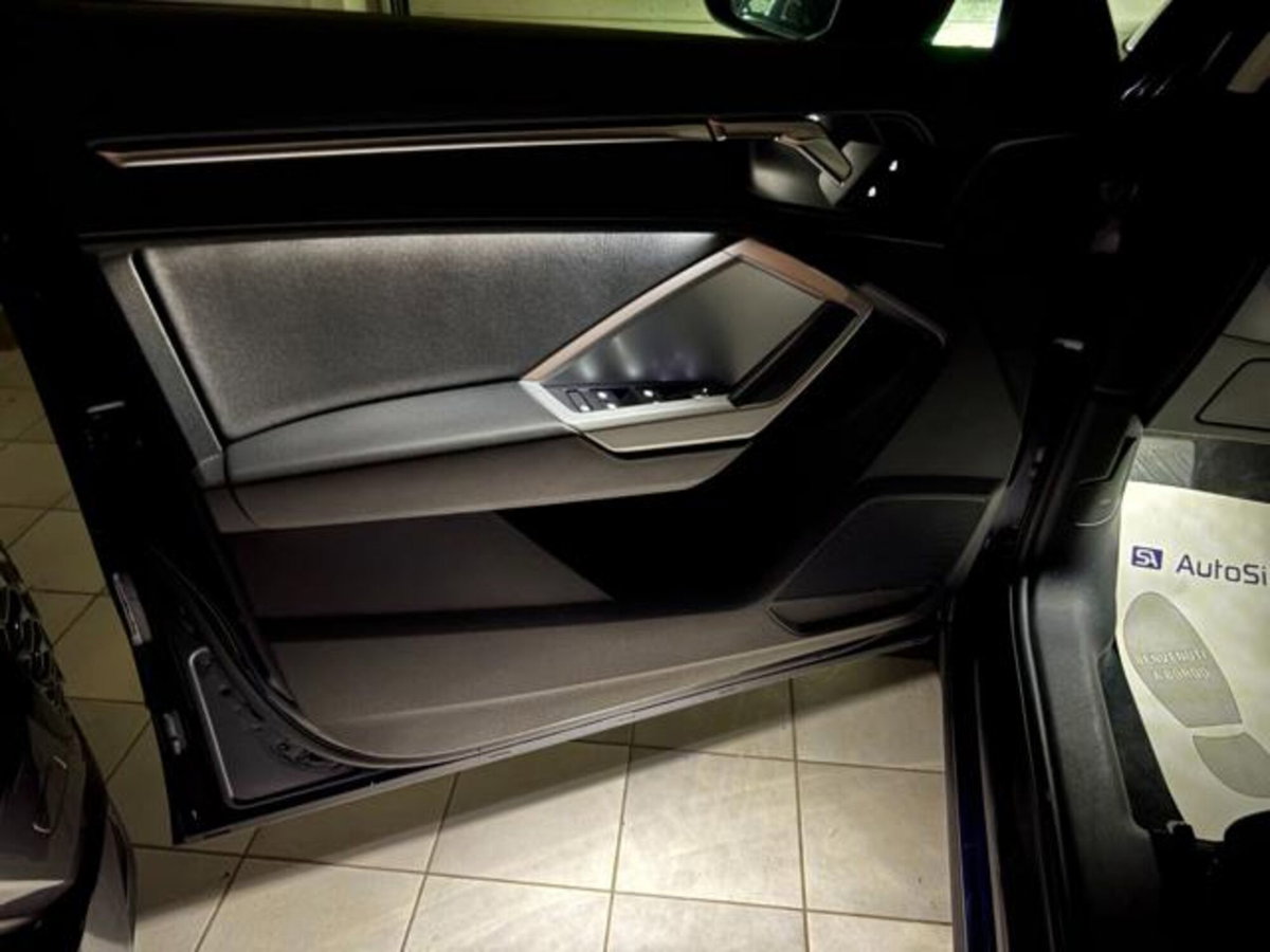 Audi Q3 2.0 TDI 150 CV quattro S tronic Business (16)