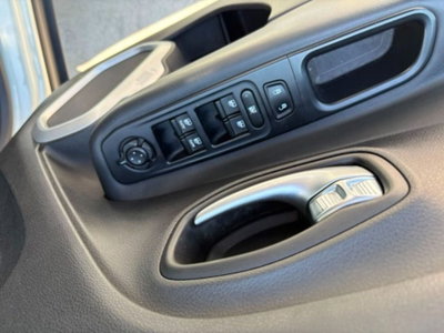 Jeep Renegade 1.6 Mjt 120 CV Limited (11)